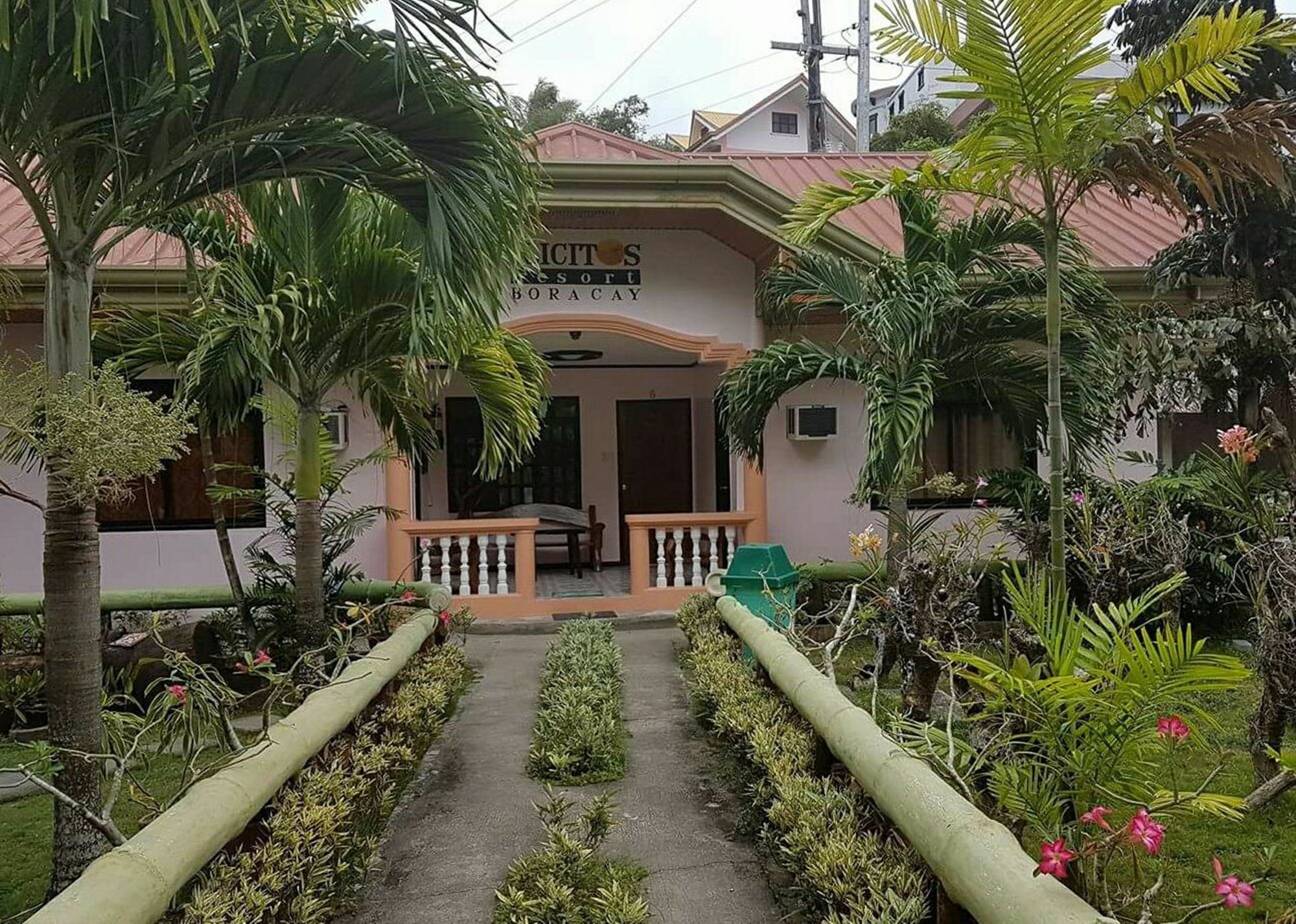 Ilicitos Resort Boracay Balabag  Exterior photo